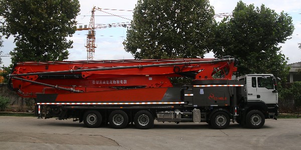 科尼樂70米混凝土泵車以下5點施工優(yōu)勢，工地打灰離不開