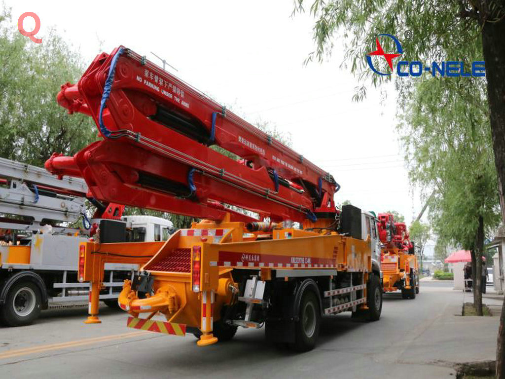 天泵，小型泵車，小型混凝土泵車