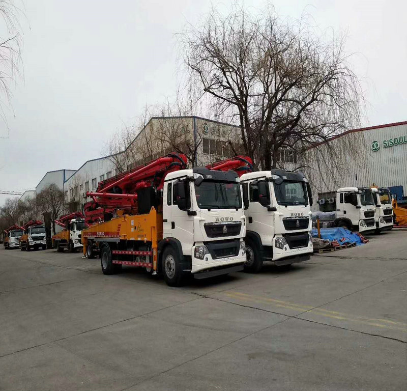 小型混凝土泵車，天泵，小型泵車 